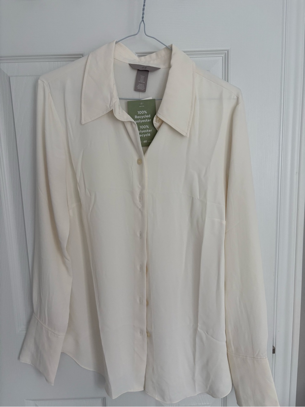 H&M Cream Long-Sleeve Button-Up Shirt - Picture 2 of 4